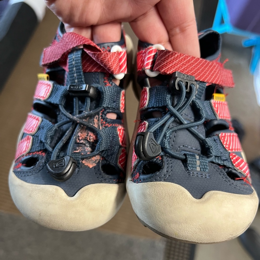 Keen 10 toddler